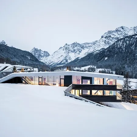 Paramount Alma Suites Sexten-3
